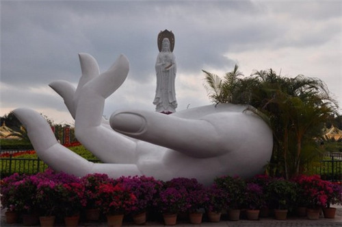 溢家鲜瓦罐酱焖小海鲜