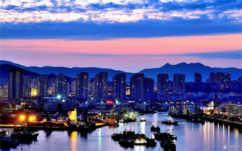 冰淇淋店加盟商，冰淇淋摊加盟费多少